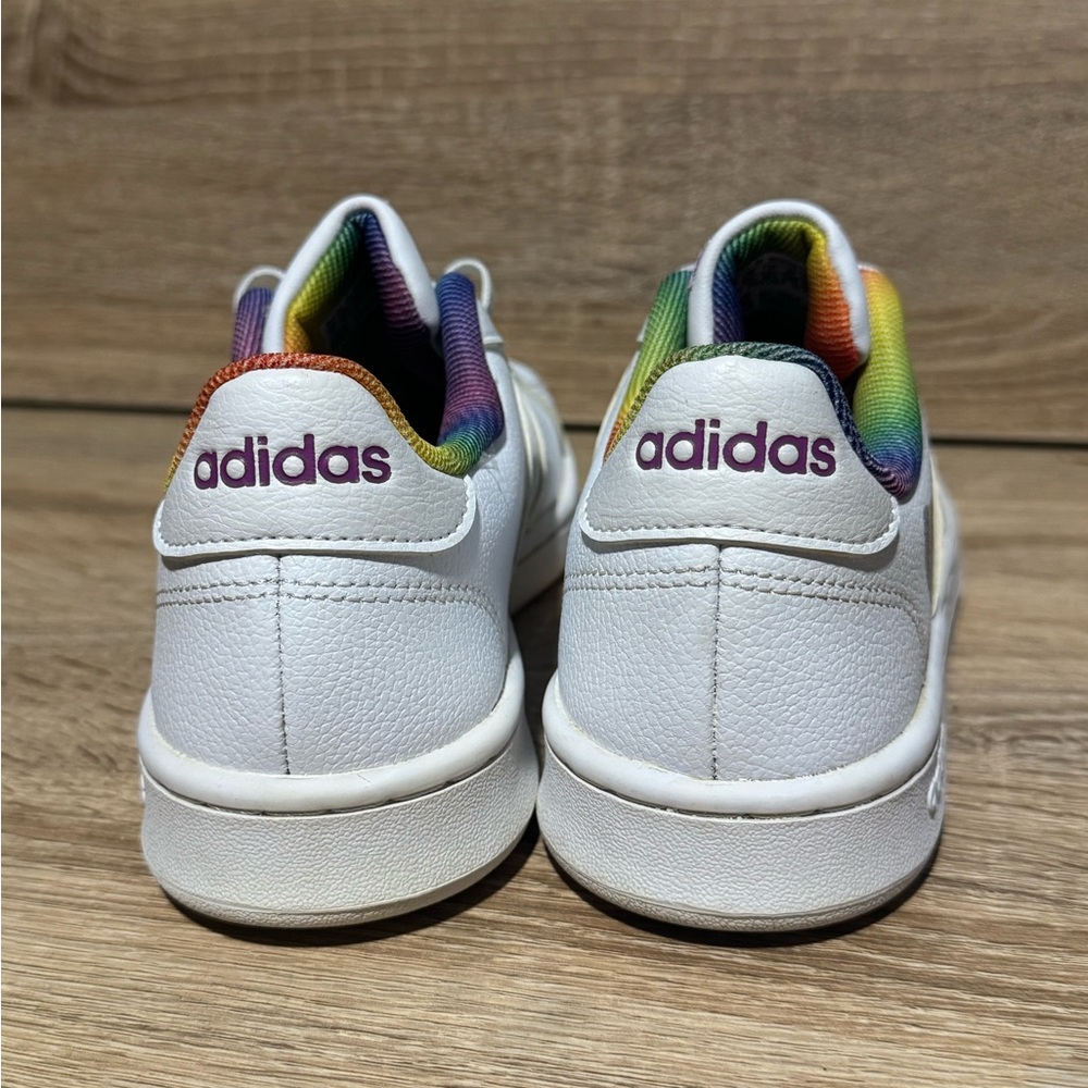 Adidas Shoes Womens 7 Grand Court Rainbow heart Low Top Sneakers H01054 White - Picture 2 of 10